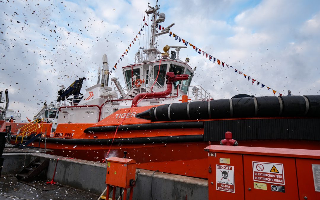 UZMAR Delivers First High-Performance RAstar 3200W Tug of 2025